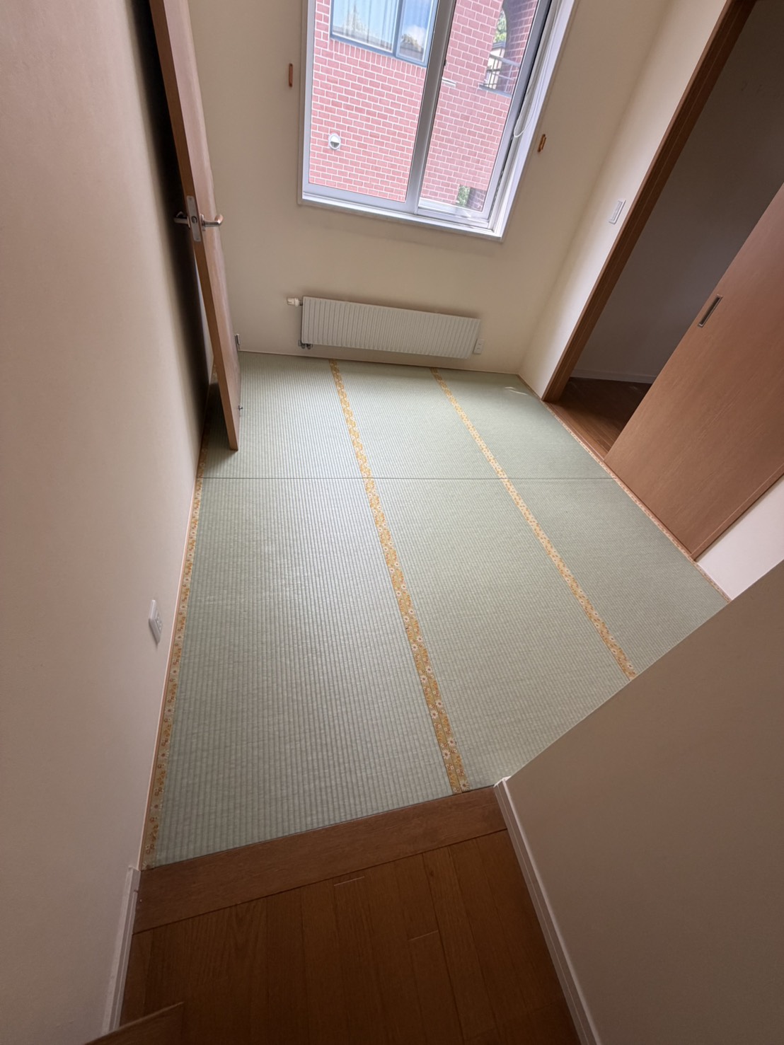 施工前：畳敷きの和室